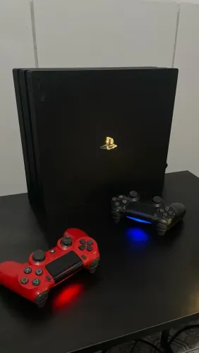 PS4 PRO 1TB + COM JOGOS 