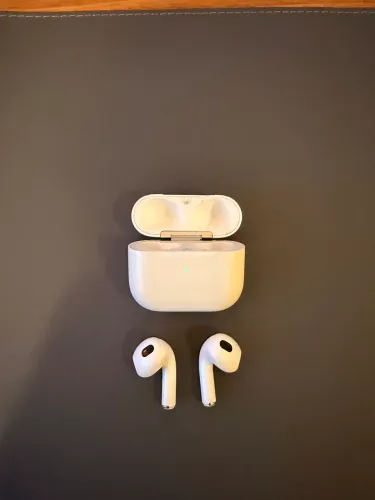AirPods 3ª Geração - Originais Apple - Funcionando Perfeitamen