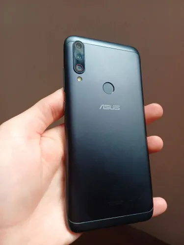 Asus Zenfone Max Shot 64GB | 4GB Ram