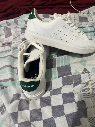 Tenis adidas