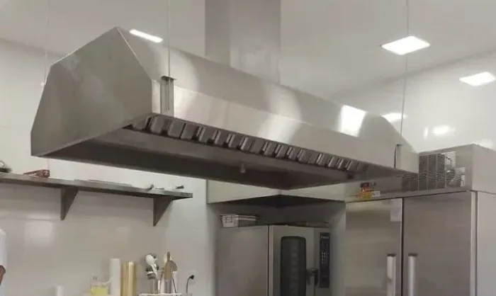 Coifas para cozinhas industriais.