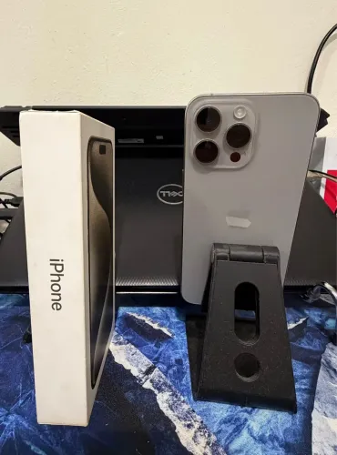 iPhone 15 Pro Max 256GB SEMINOVO