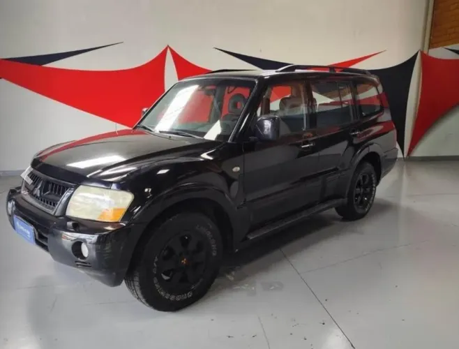 Mitsubishi Pajero HPE Full 3.2 4X4 T.i.dies. 5P AUT 2006