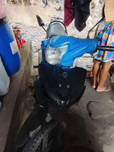 Moto avelloz só trocar em outra