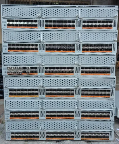 Switch Cisco Nexus N5K C5596UP 48 Port 10 GbE Sfp+ Layer3
