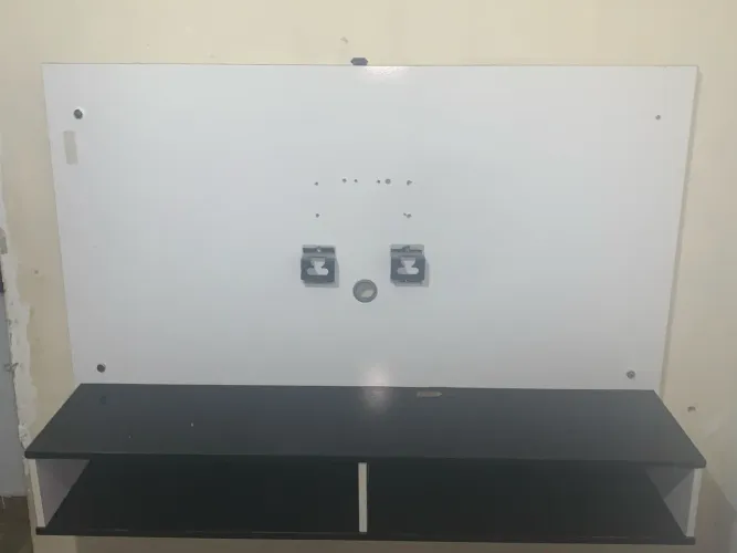 Vendo estante de televisão!!