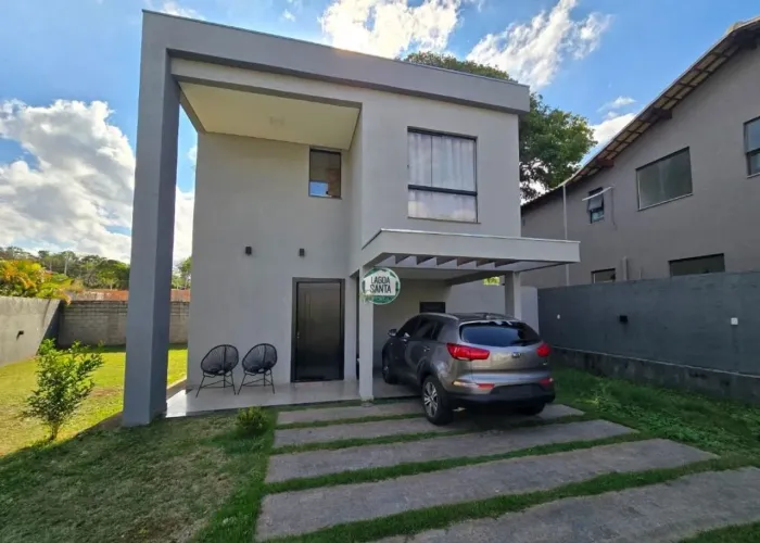 Casa com 3 dormitórios à venda, 200 m² por R$ 950.000,00 - Condomínio Cidade Jardim - Lago