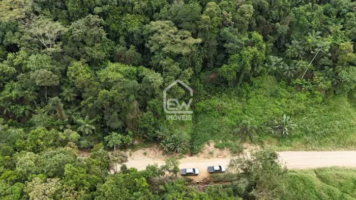 Terreno com Área Total de 39.985m² em Massaranduba, SC