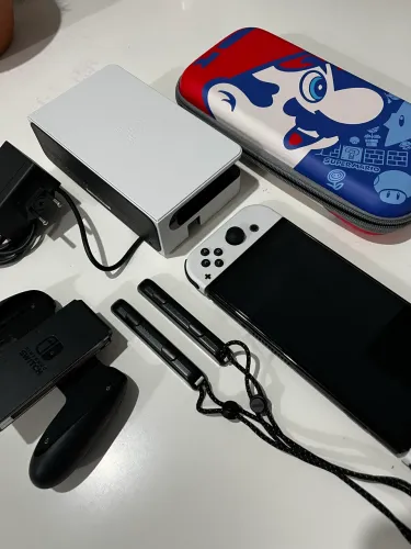Nintendo Switch 1 - Pouquíssimo uso
