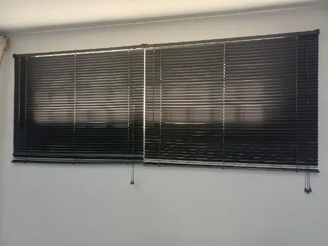 CORTINA PERSIANA - 1,20 X 1,30 - CINZA PVC 
