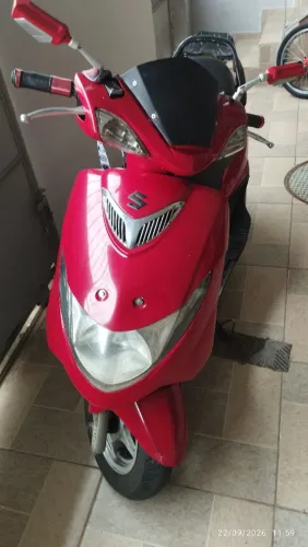 Suzuki Burgman 2008