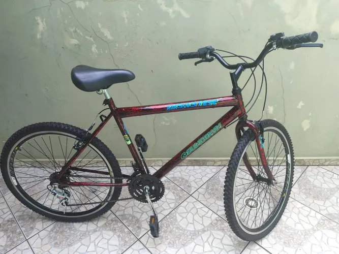 Bicicleta aro 26 18 marchas