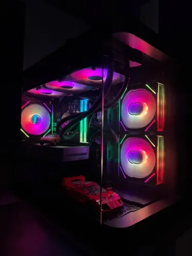 PC Gamer | RTX 5060 | Intel i7-12700K | 32GB DDR5 RGB