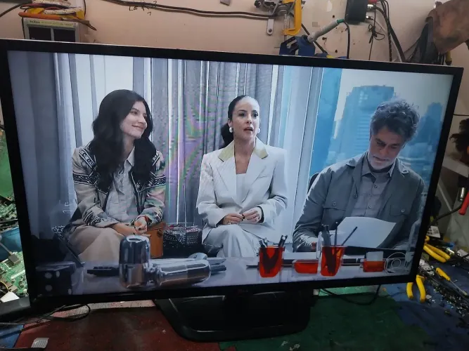 Tv 42 lg led pega YouTube Wi-Fi