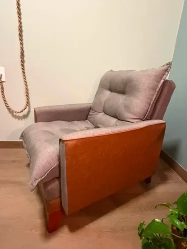 Poltrona reclinável + puff