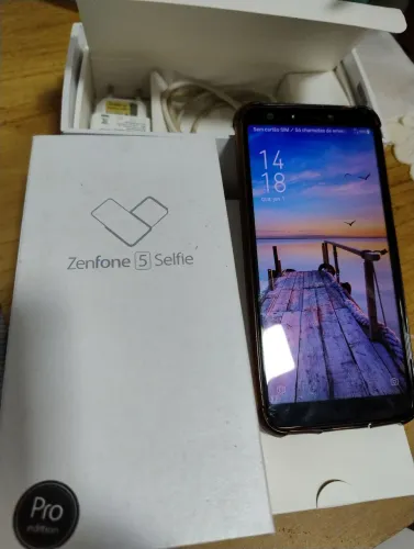 Smartphone Asus ZenFone 5 Selfie Pro 128GB