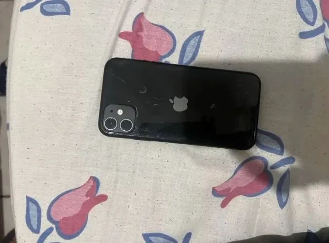 iPhone 11