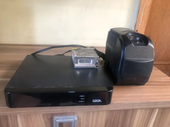 Gravador de vídeo híbrido Giga HD720p EDErstern digital + 4 câmeras