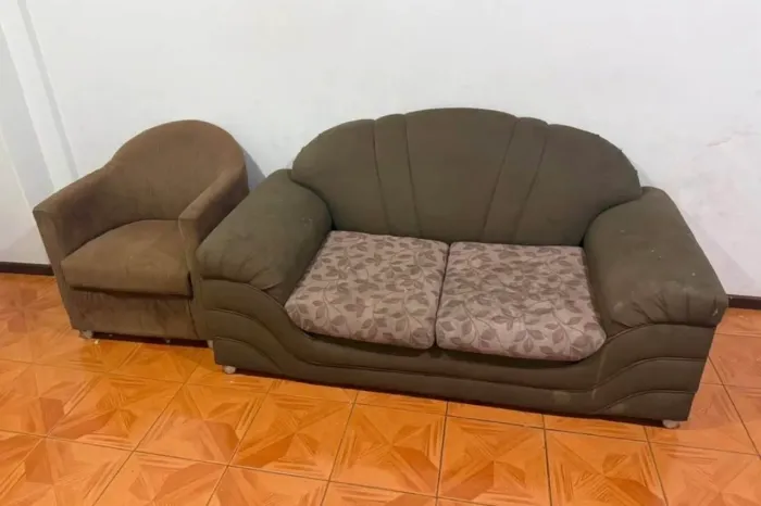Sofá + poltrona