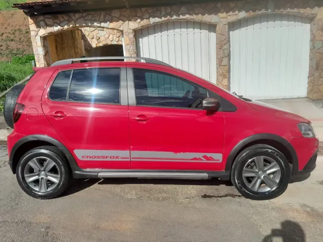 Volkswagen Crossfox 1.6 MI Total Flex 8V 5P 2012