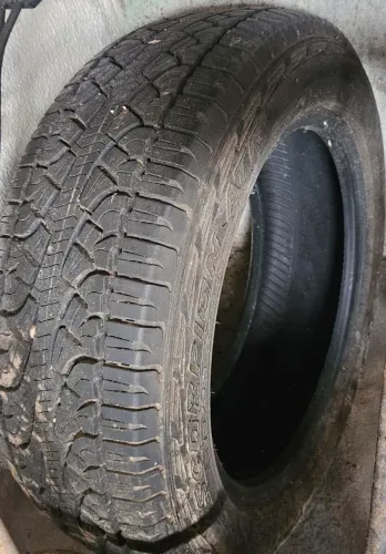 Pneu pirelli atr 215 60 r17 nunca usado estepe Renegade