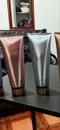 Vendo creme Victoria secrets original