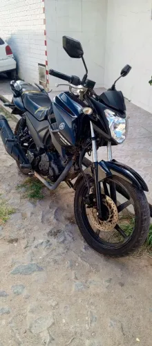 Moto fazer 150 Yamaha preta