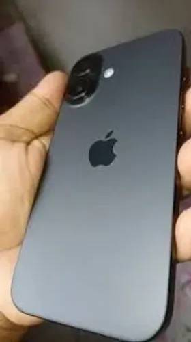 iPhone 16 Plus 128GB Preto - Bateria 97% - Como Novo