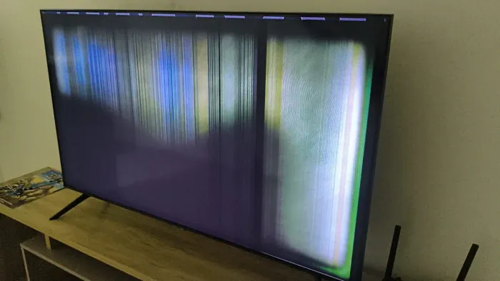 Smart TV 50? Crystal 4K Samsung 50AU7700