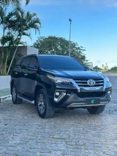 Toyota Hilux SW4 SRX 4X4 2.8 TDI 16V Dies. Aut. 2018