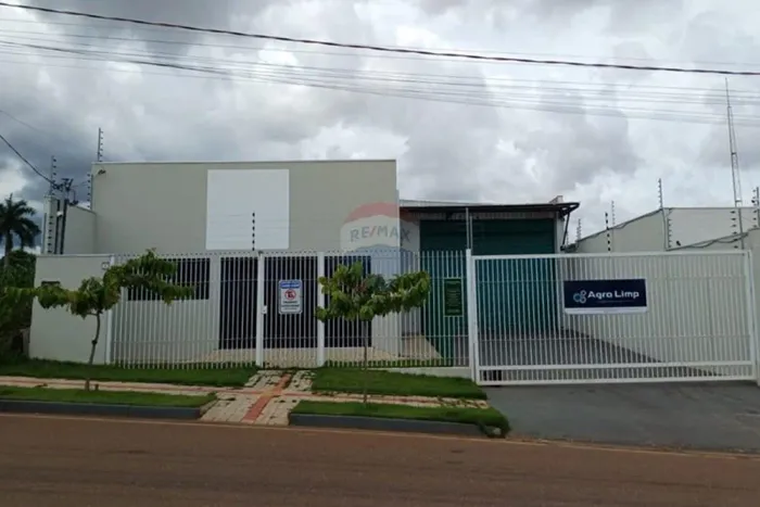 Incrível Galpão Comercial em Rondonópolis - MT!