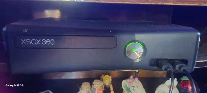 Vendo Xbox 360 funcionando perfeitamente 