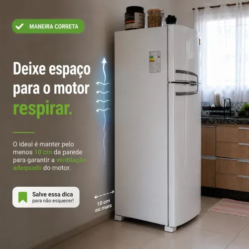 Perto de máquina de lavar roupa e geladeira