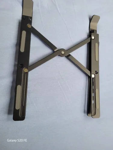 Suporte para netbook ate 12 polegadas ou Tablet ate 12 polegadas