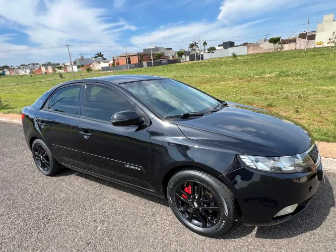 Kia Motors Cerato 1.6 16V Mec. 2011