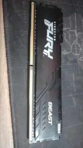 Memória RAM Kingston FURY Beast 16GB