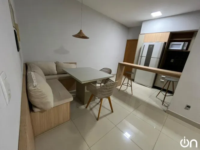 APARTAMENTO SEMI-MOBILIADO PARA LOCAÇÃO | LUXXOR RESIDENCE REF: 827