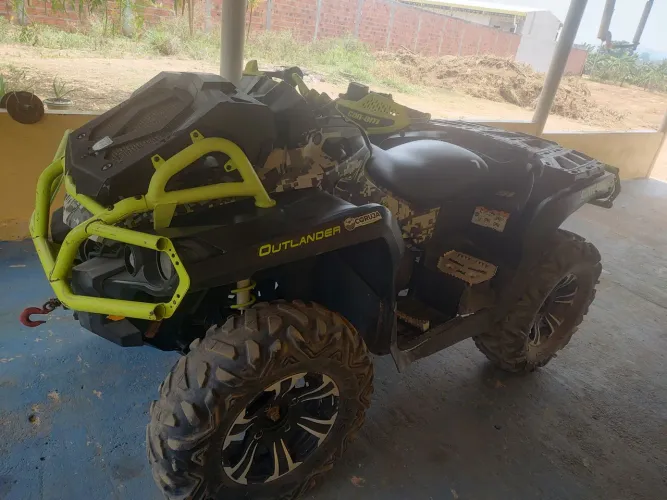 Quadriciclo 1.000 cilindradas