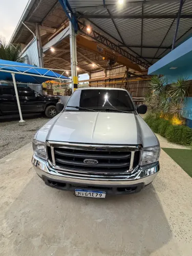 Ford F-250 XLT 4.2 TB Diesel 2001