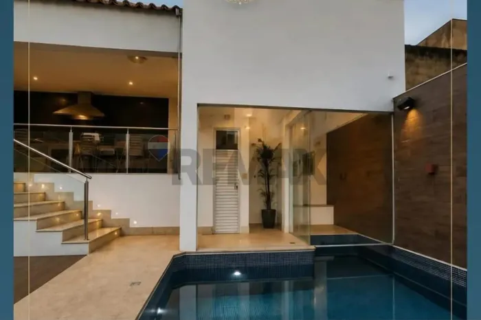 Casa à venda no bairro Serra, Belo Horizonte, 3 quartos, 3 vagas