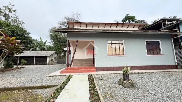 Casa com 3 dormitórios para alugar, 150 m² por R$ 3.520/mês - Passo Manso - Blumenau/SC