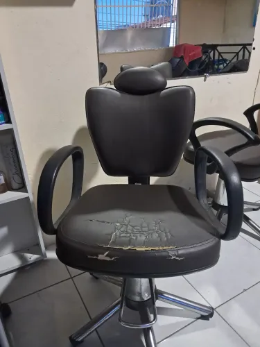 Cadeira carrinho e nichos 