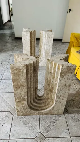 Pés de mesa de granito
