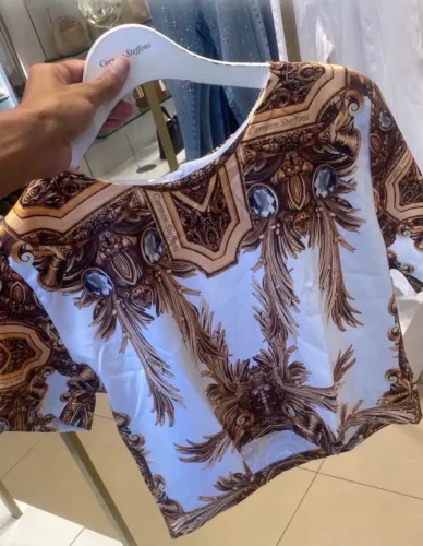 Linda blusa cropped Carmen Steffens G