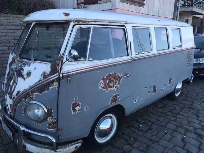 Volkswagen Kombi Standard/ Luxo/ Serie Prata 1960