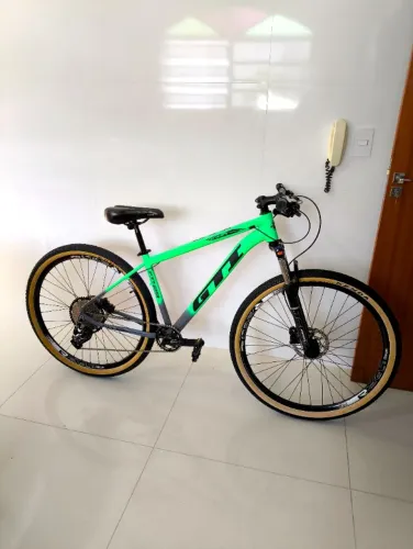 Bicicleta GTI - 12 velocidades - 1x12 - Freio hidráulico