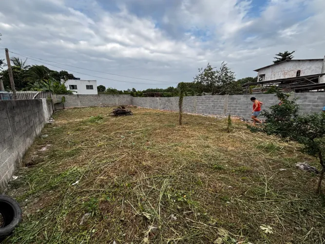Terreno em Terra Vermelha em ÓTIMA localização