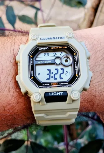 Relógio CASIO 737x cáqui militar
