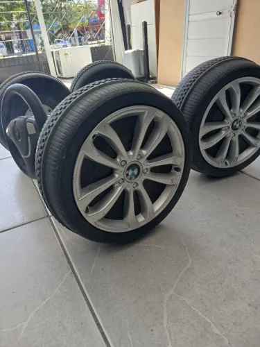 Rodas e volante carrinho elétrico 