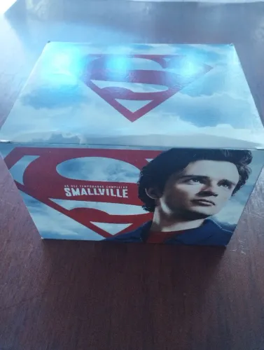 Box DVD Smallville Completo 10 Temporadas - Praticamente Novo